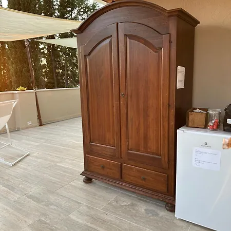 A Casa Di Leo סקרלינו