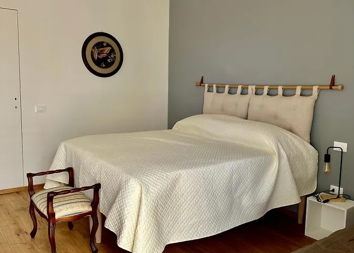 A Casa Di Leo Scarlino